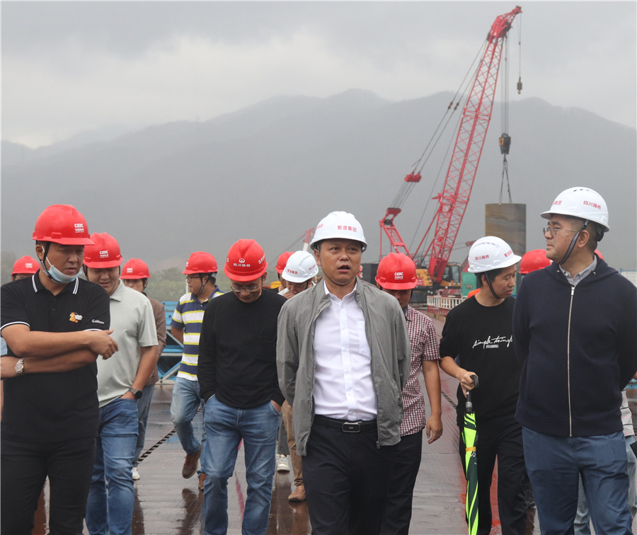 IMG_1214.jpg IMG_1214.jpg